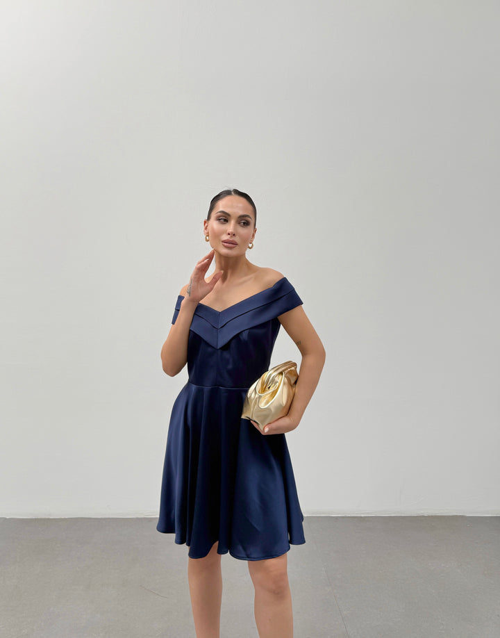 Never Needy Madonna Collar Dress | Blue