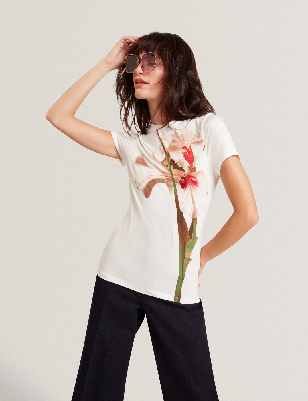 Ted Baker Floral Graphic Fitted Crew Neck T-Shirt | Nude Pink